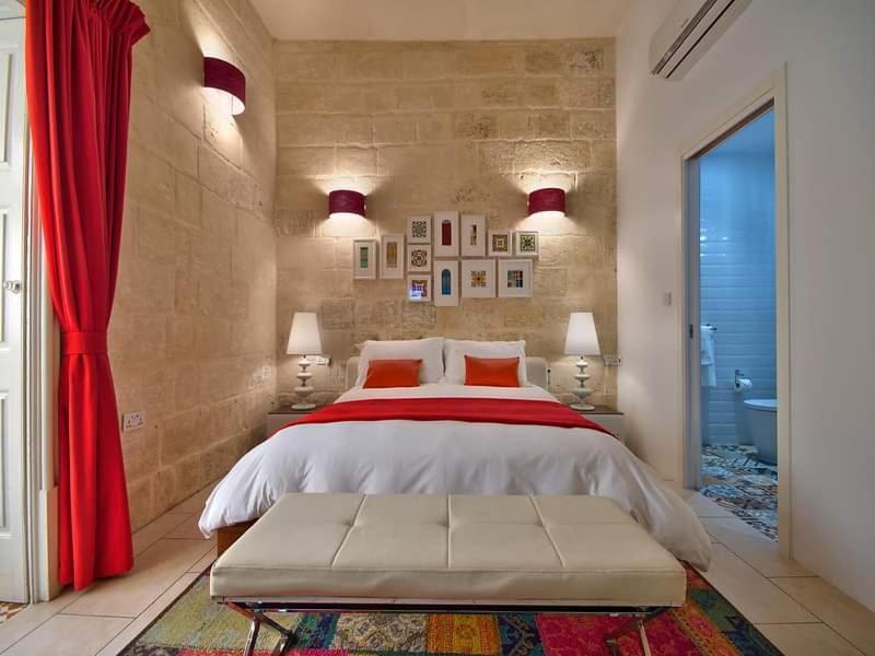 Julesy'S Bnb Hotell Cospicua Exteriör bild