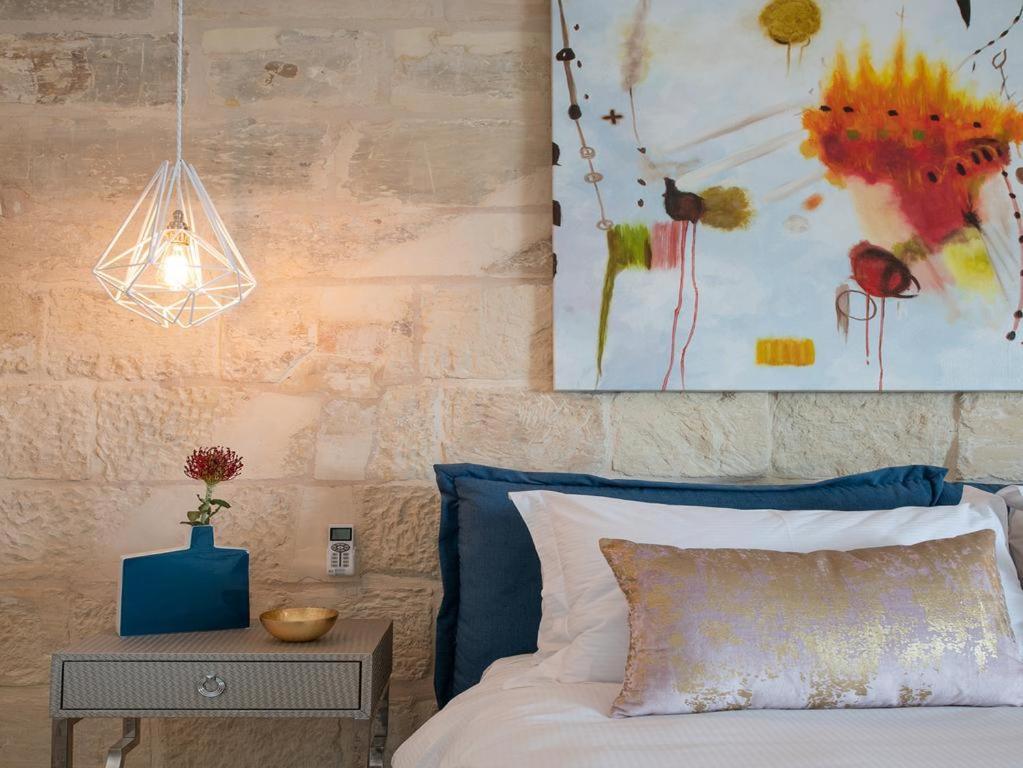Julesy'S Bnb Hotell Cospicua Exteriör bild