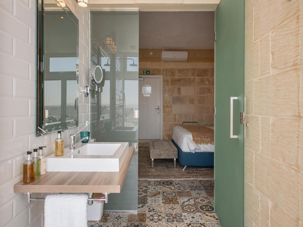 Julesy'S Bnb Hotell Cospicua Exteriör bild